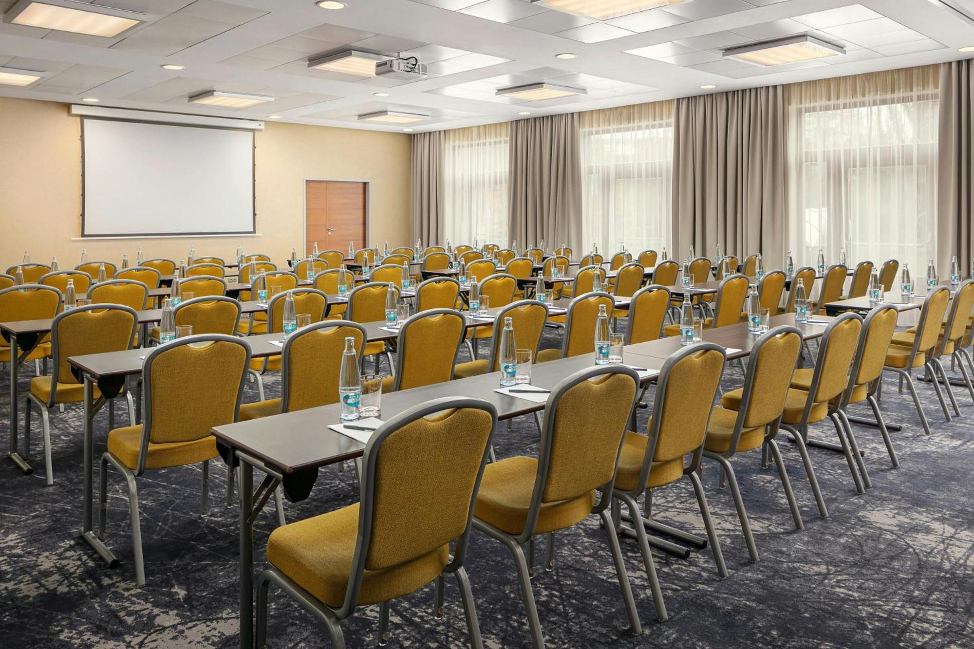 Hotel Courtyard By Marriott Pilsen Zewnętrze zdjęcie