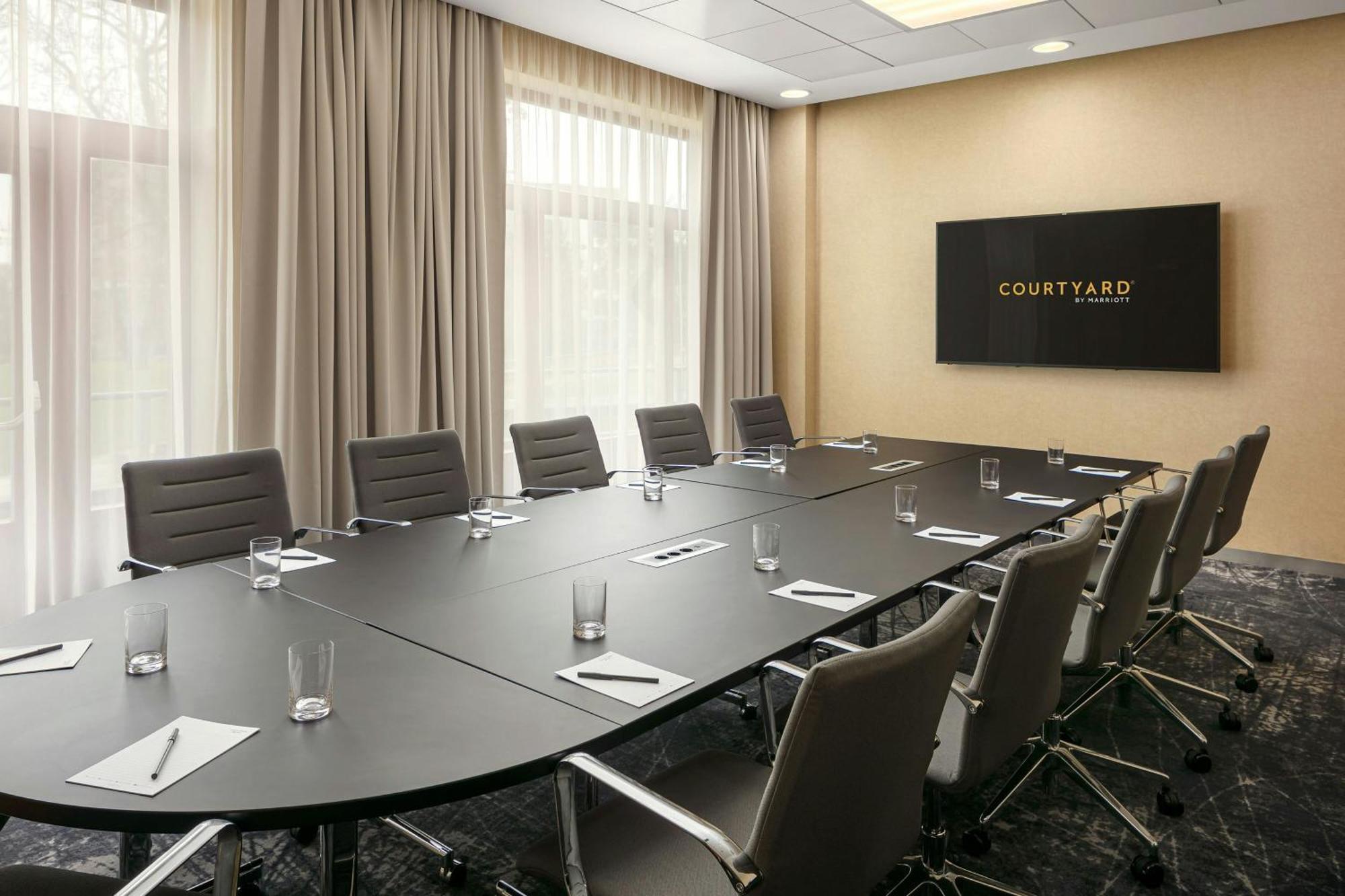 Hotel Courtyard By Marriott Pilsen Zewnętrze zdjęcie