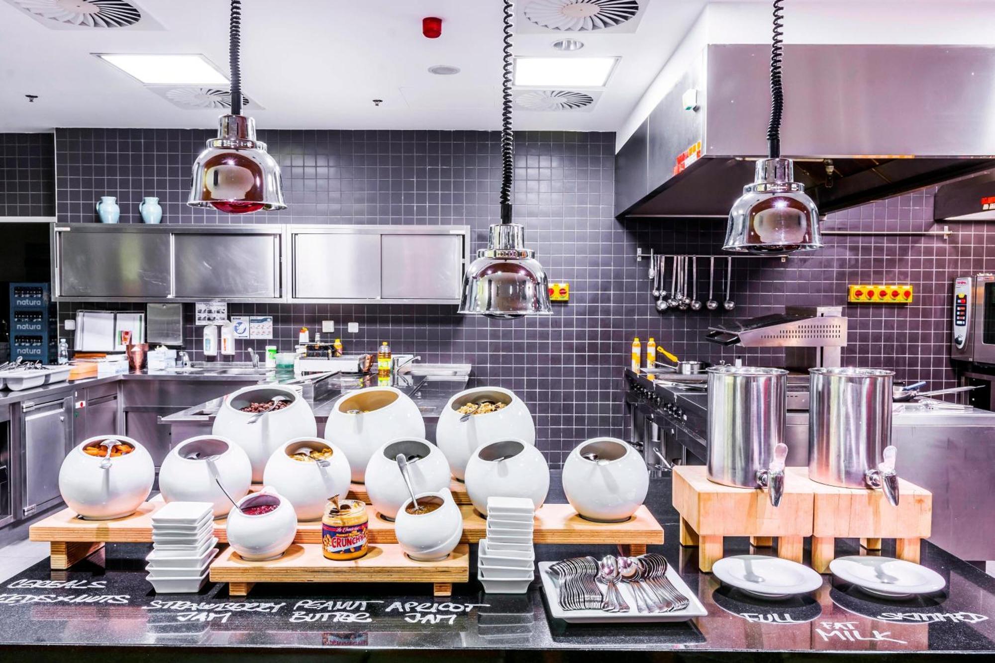 Hotel Courtyard By Marriott Pilsen Zewnętrze zdjęcie