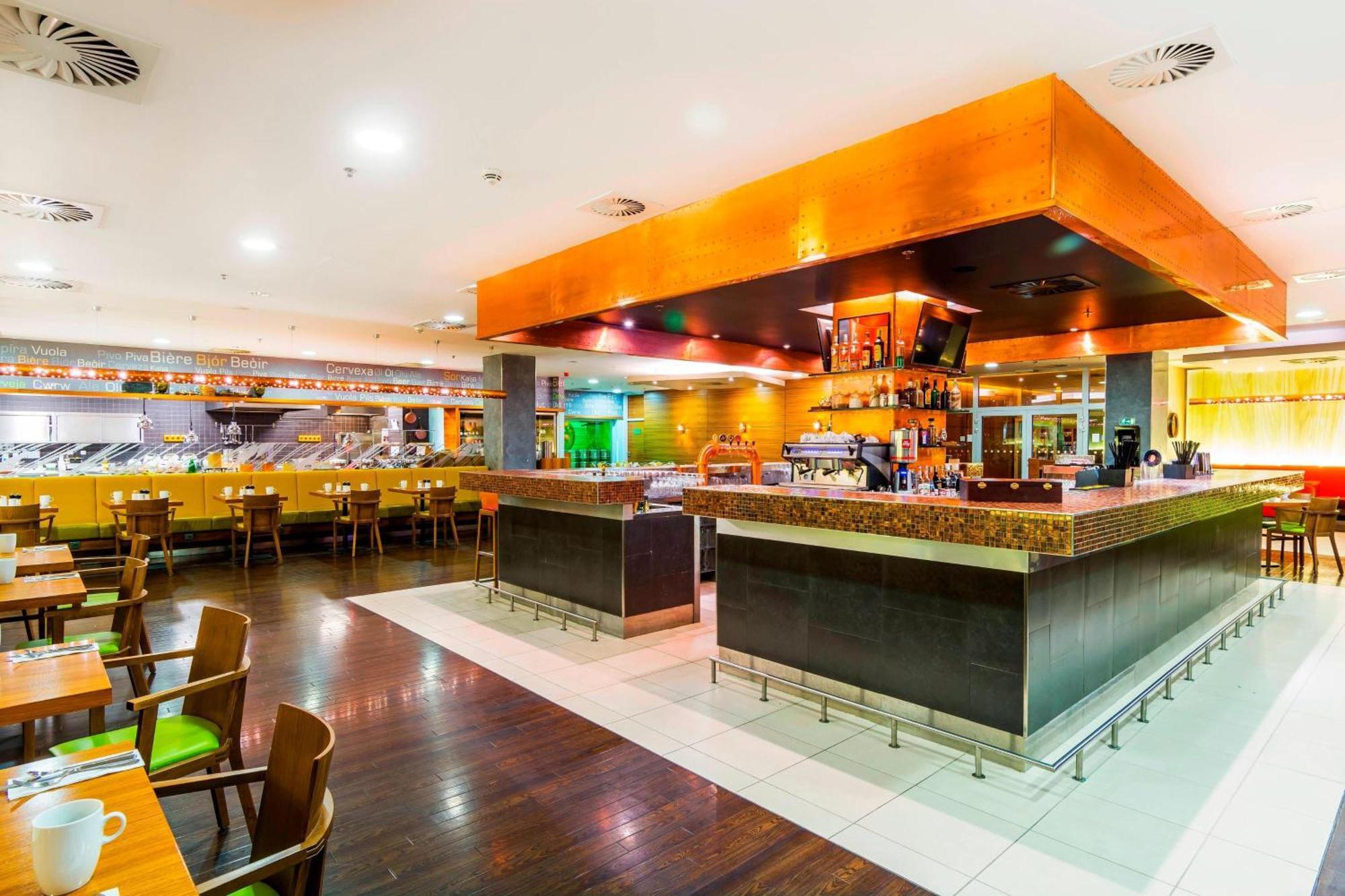 Hotel Courtyard By Marriott Pilsen Zewnętrze zdjęcie