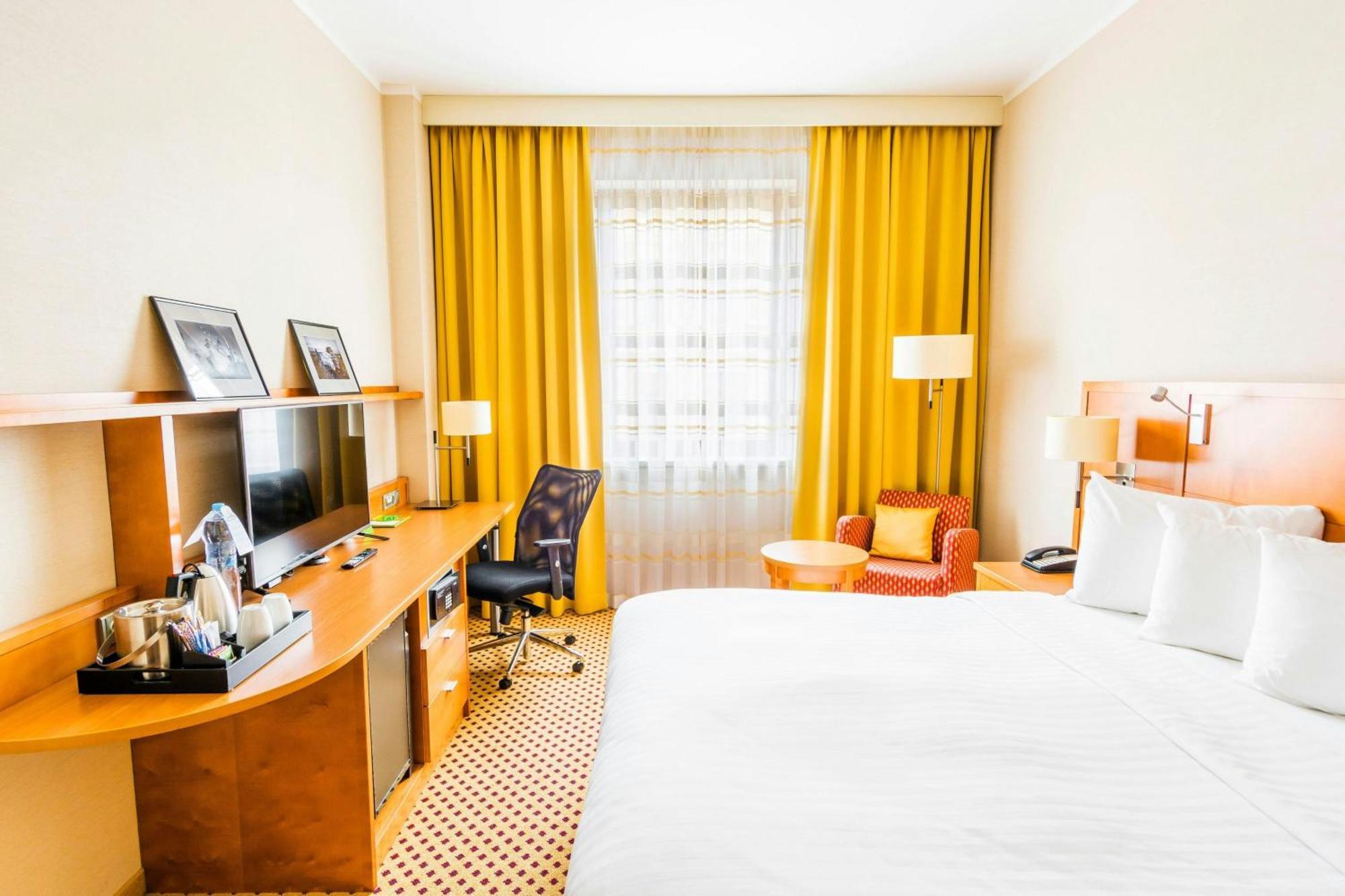 Hotel Courtyard By Marriott Pilsen Zewnętrze zdjęcie